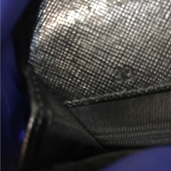 Prada Wallet - Picture 11 of 12